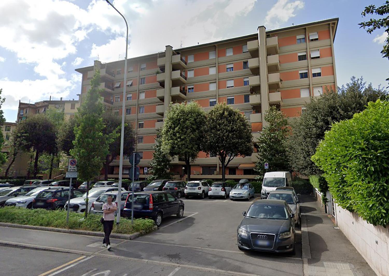 Yd Morgagni Charme Florenz